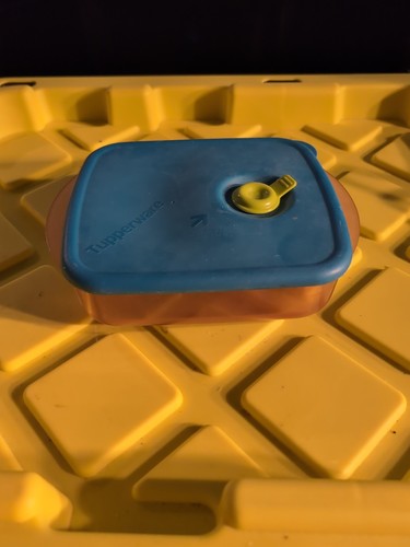 Tupperware vent serve - tupperware,