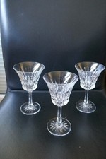 VILLEROY & BOCH - V.B. -3 Verres à vin, cristal taillé, estampillé  Modèle ROYAL