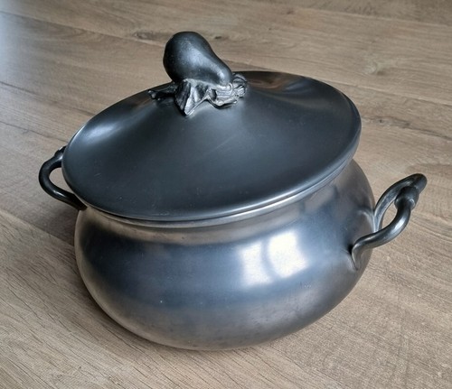 Soupière étain - soupière, (95%)