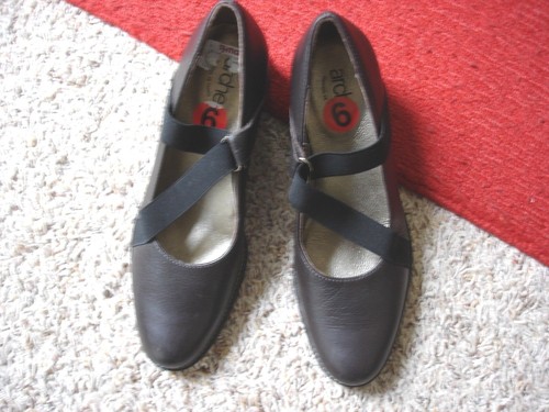 New 310 arche france - $310,