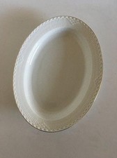 Royal Copenhagen Tradition Blanc Demi Dentelle W. Doré Ovale Service Dish ° 628