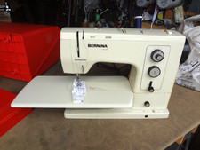 Bernina 830 Record Electronic Sewing Machine, Case & Multiple Accessories Runs