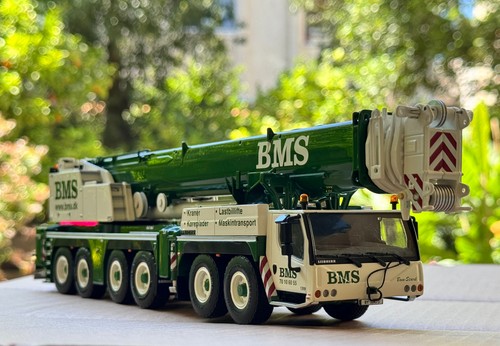 Grue mobile liebherr - mobile, ltm