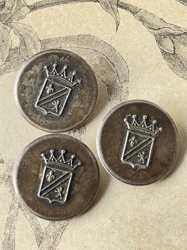 Boutons anciens métal - boutons, en