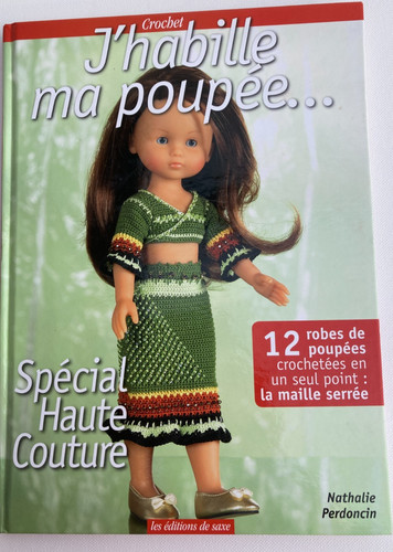 Livre habille poupée - j'habille, ma