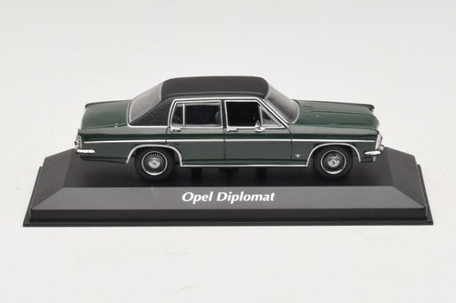 Opel diplomat dark green - b,