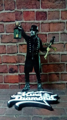King diamond figurine en - king,