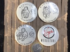 badge VIRGIN MEGASTORE MARSEILLE. La culture du plaisir. livre disque dvd consol