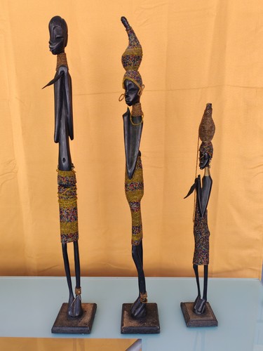 Statuettes africaines bois - en,