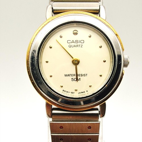 Montre pour femme - , casio