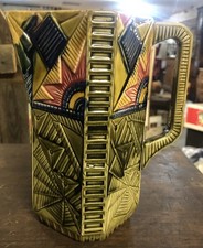 Ancien Pichet en barbotine -