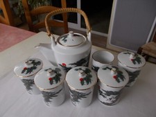 Service à thé en porcelaine