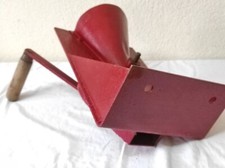 Outil à main, ancien Broyeur