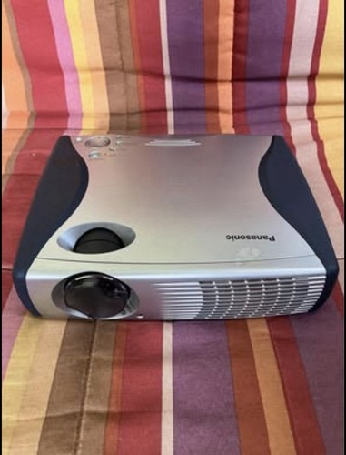 Vidéo projecteur panasonic - vidéo,