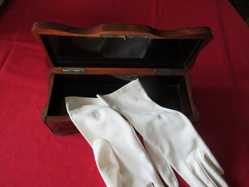 Ancienne boîte gants 19eme - ancienne,