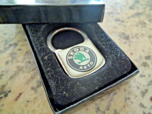 Rare porte clef keyring skoda - porte,