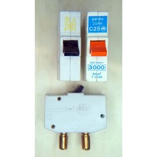 1x 25A disjoncteur fusible