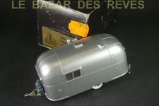 BROOKLIN.   STREAMLINER