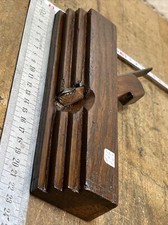 Outil Ancien rabot à bois