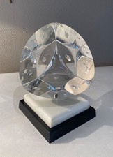 GROS DÉ EN PLEXIGLASS MONTÉ