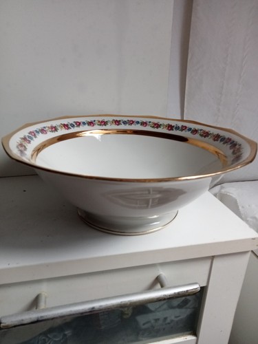 Soupière porcelaine art - en, d'art