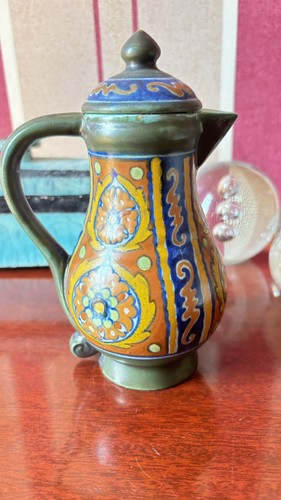 Holland pottery pichet art - pottery,