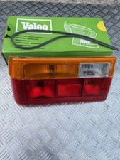 feu arrière gauche (