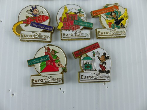 Lot pin mickey walt - lot,