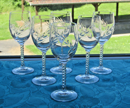 Verres vin blanc en - à,