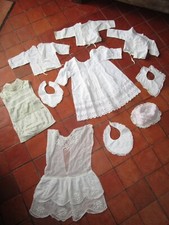 Lot de vêtements anciens