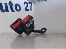 Attache ceinture arriere