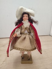 Poupée Folklorique Historique