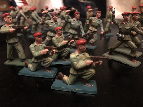 Lot soldats starlux - 22,
