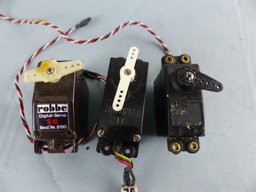 Lot servo robbe s12 - lot, de