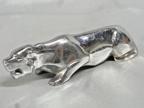 Porte couteau lionne - 🇫🇷,
