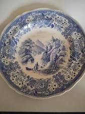 Très belle assiette creuse