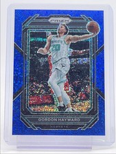 GORDON HAYWARD 2022-23 PANINI PRIZM BLUE SPARKLE HORNETS #148 /144 Q4308