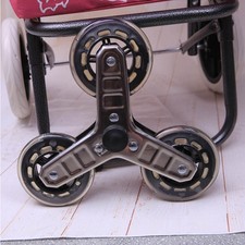 2x roulettes triangulaires de