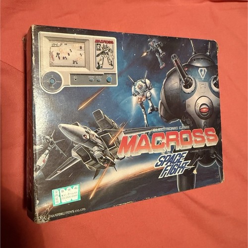 Takatoku toys macross - toys, space
