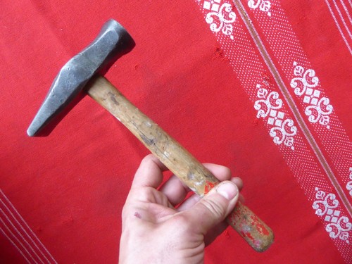 Marteau outil ancien - outil,