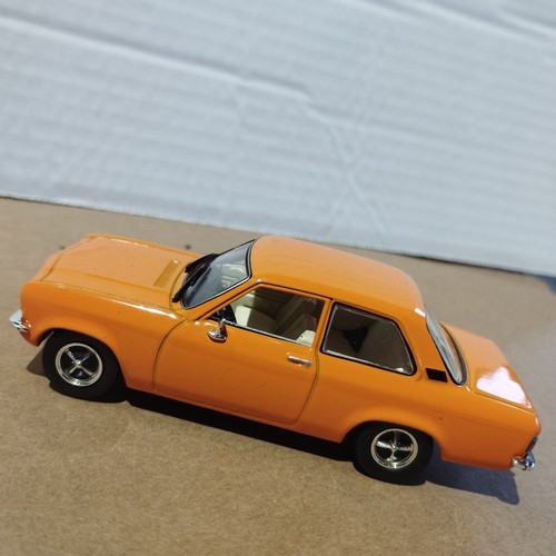 Voiture miniature opel ascona - voiture,