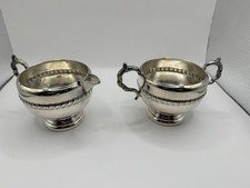 Ensemble sucrier + pot à lait