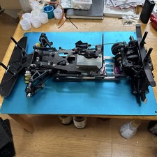 Serpent Vector NT RC Car Kit Chassis No Engine Tires or Electronics Manque Part