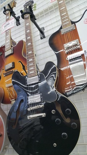 Guitare semi acoustique - guitare, semi-acoustique