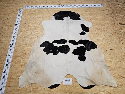 Peau vache avec petits - vache,
