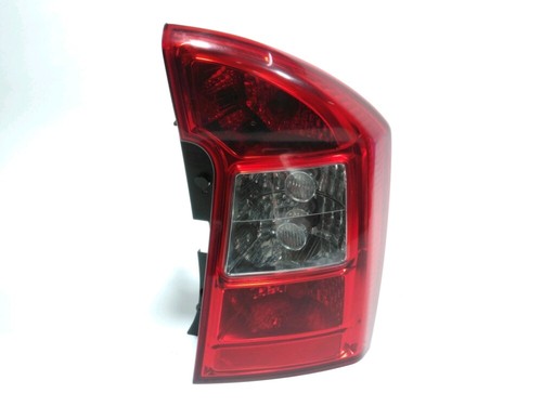 Feu arriere droit 924021d010 - arriere,