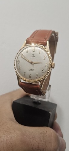 Montre vintage yema mécanique - montre,