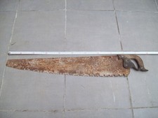 ANCIENNE SCIE A MAIN ÉGOÏNE AVEC DES GROSSES DENTS PEUT ETRE BÛCHERON