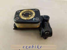 maitre cylindre de frein avant