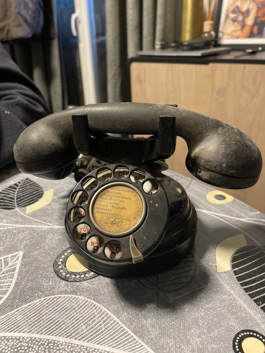 Ancien telephone cadran - telephone,